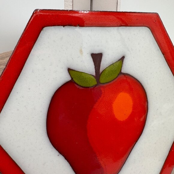 Vintage Hand Painted Apple Texeramics Quarry Tile Trivet - Picture 2 of 9